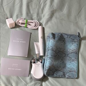NuFace Mini Device Set with Light Blue Snake-Print Pouch